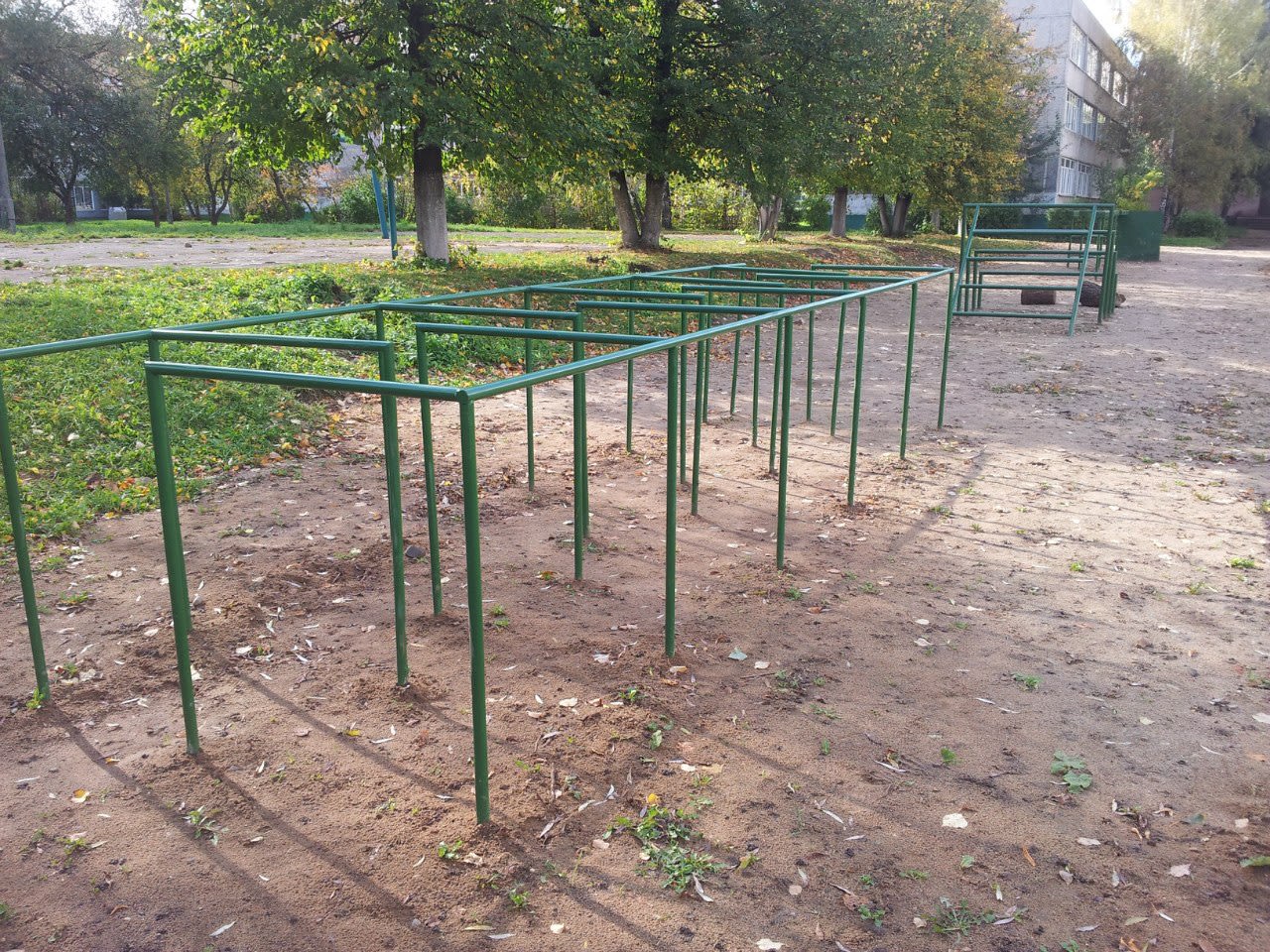Parallel Gym Bars at Calisthenics Park at Куркинское шоссе, Химки – photo 2 of 12