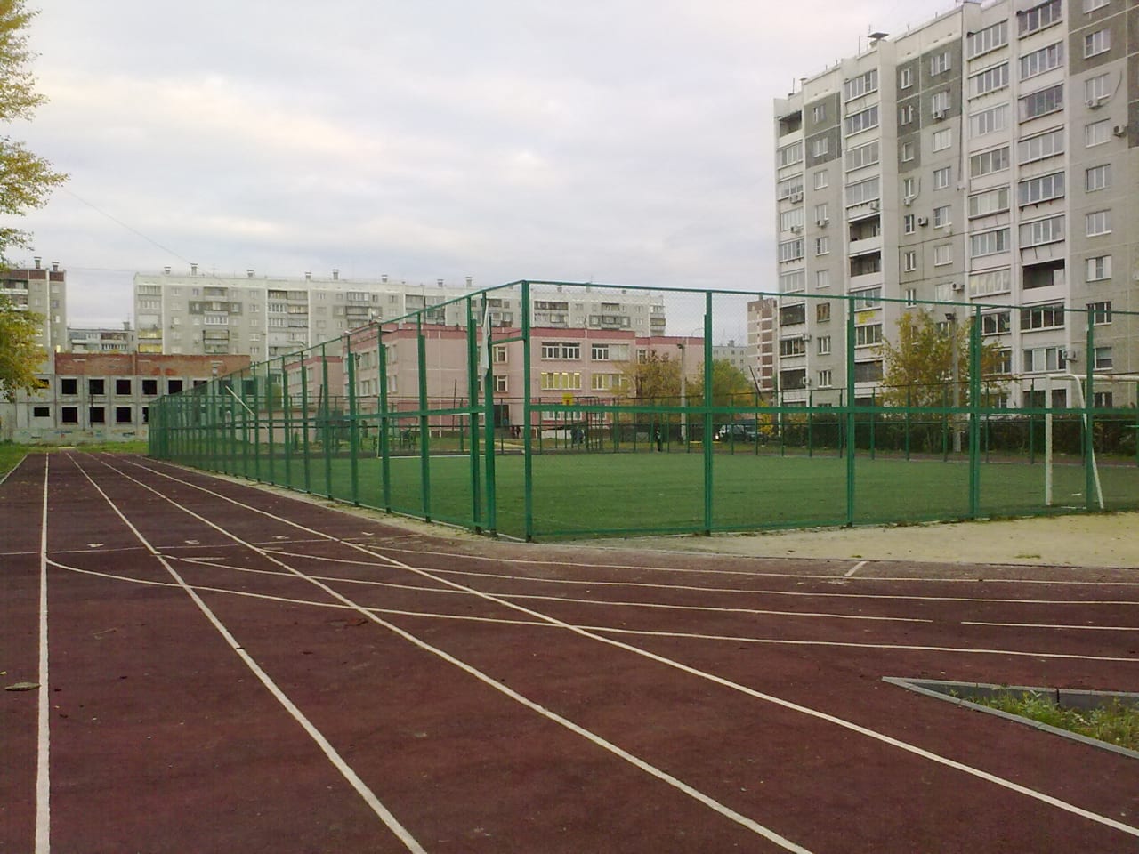 Parallel Gym Bars at Calisthenics Park at улица Чичерина, Челябинск – photo 2 of 5
