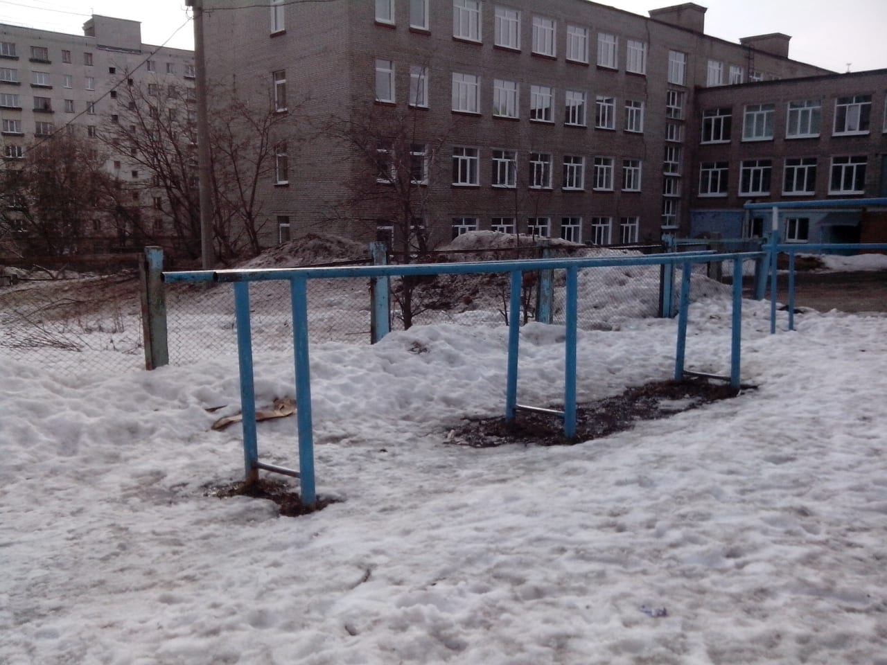 Barren bei Calisthenics Park at улица Достоевского, Уфа – Foto 6 von 6