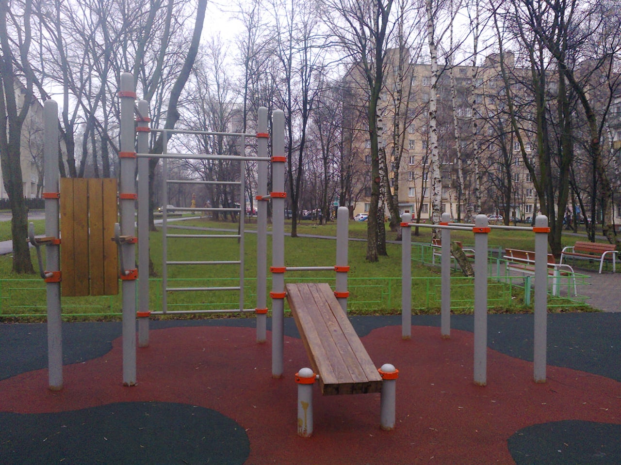 Pull Up Bar at Calisthenics Park at 16-я Парковая улица, Москва – photo 1 of 2