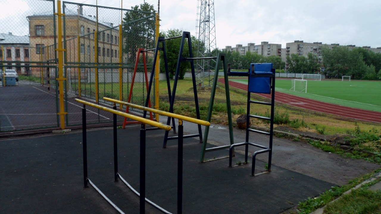 Barren bei Calisthenics Park at Ленинградская улица, Киров – Foto 4 von 4