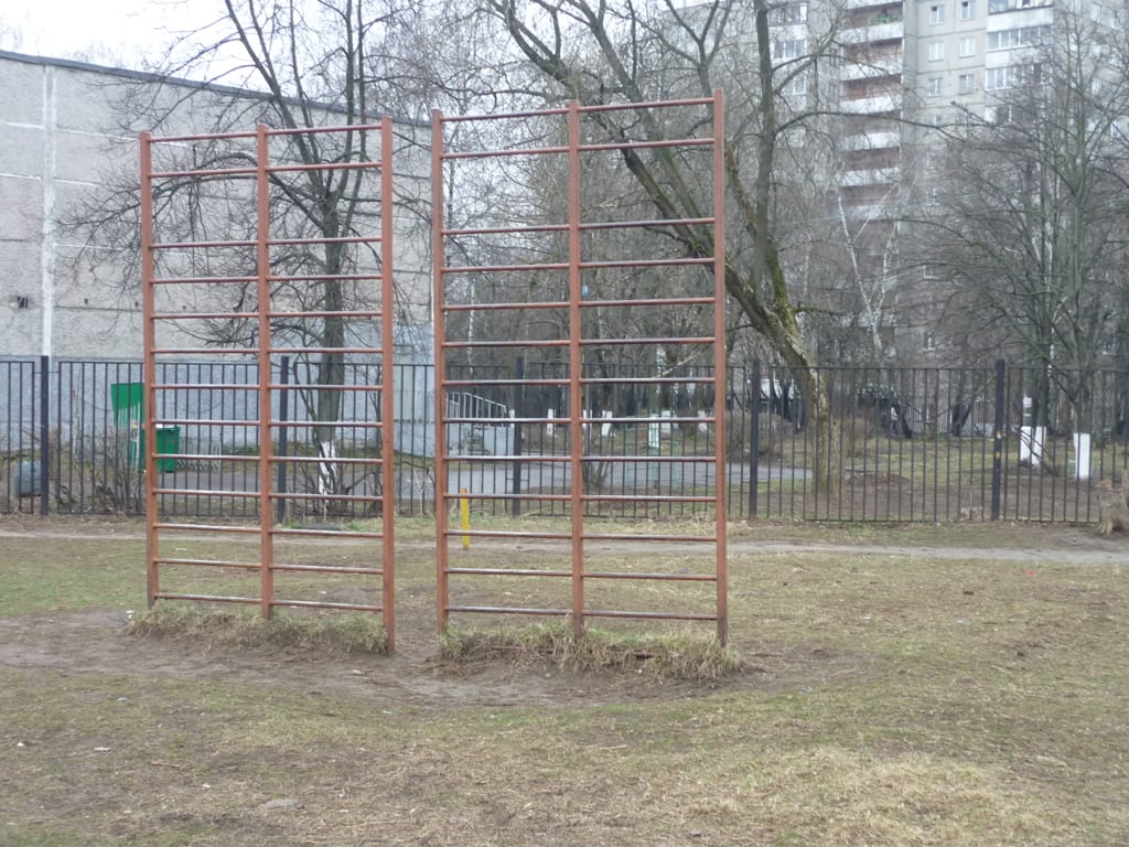 Klimmzugstange bei Calisthenics Park at улица Дугина, Жуковский – Foto 5 von 8