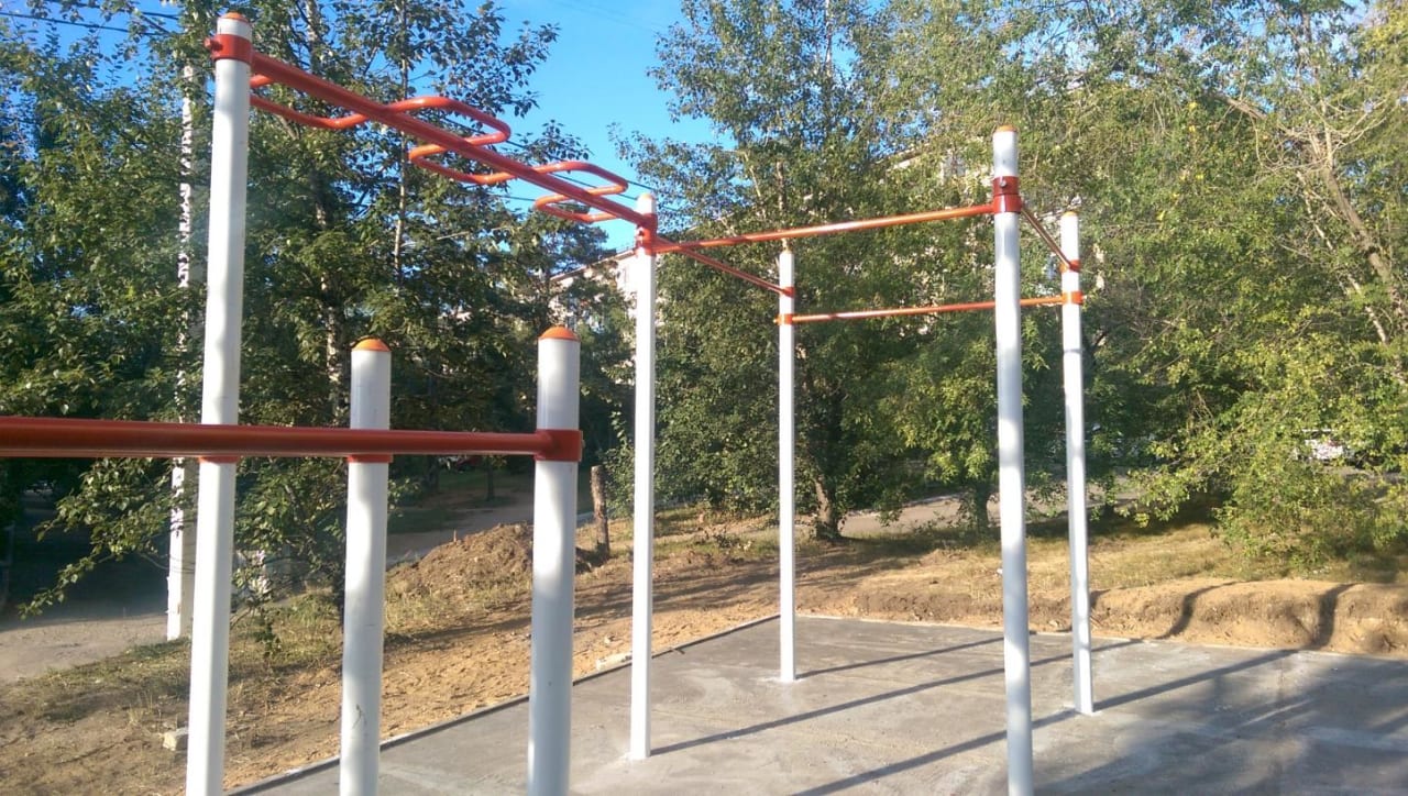 Liegestützgriffe bei Outdoor Gym in Центральный район, Чита – Foto 5 von 10