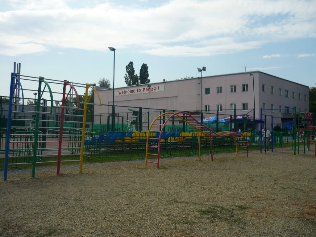 Hangelstange bei Calisthenics Park at Зенит, городской округ Пенза – Foto 3 von 6