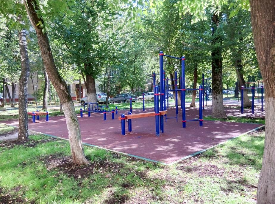 Pull Up Bar at Calisthenics Park at улица Розы Люксембург, Химки – photo 1 of 1