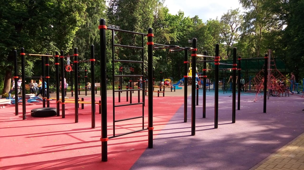 Abs Bench at Calisthenics Park at ВЭБ Арена, Москва – photo 6 of 6