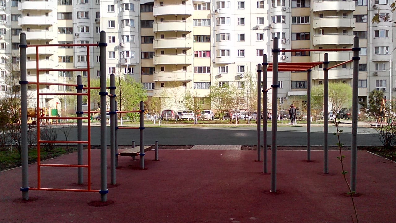 Sprossenwand bei Calisthenics Park at Подмосковный бульвар, Красногорск – Foto 4 von 4