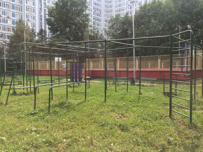 Pull Up Bar at Calisthenics Park at Ореховый бульвар, Москва – photo 1 of 4