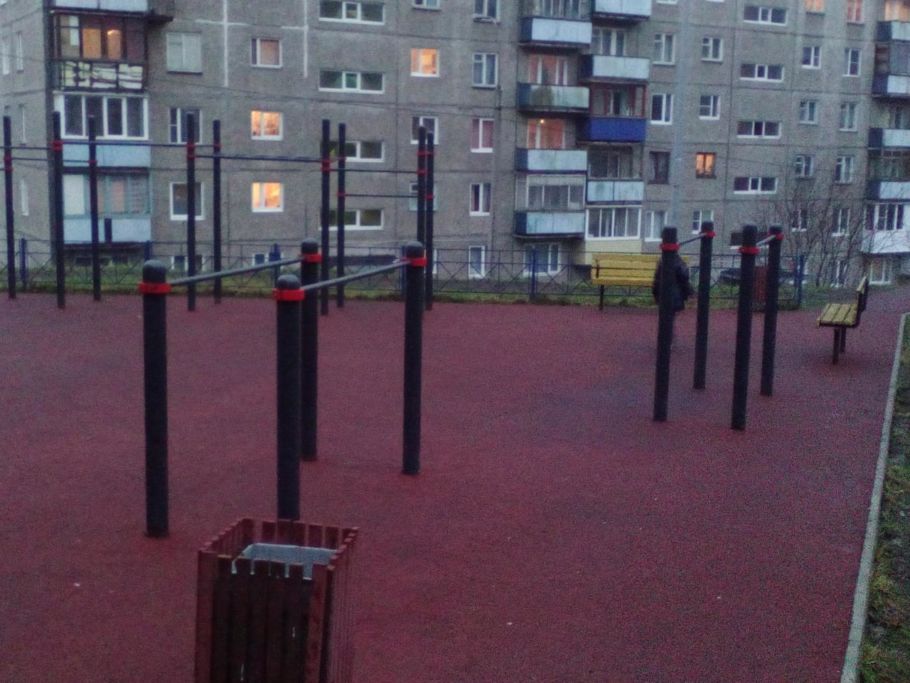 Barren bei Calisthenics Park at улица Маклакова, Мурманск – Foto 2 von 4