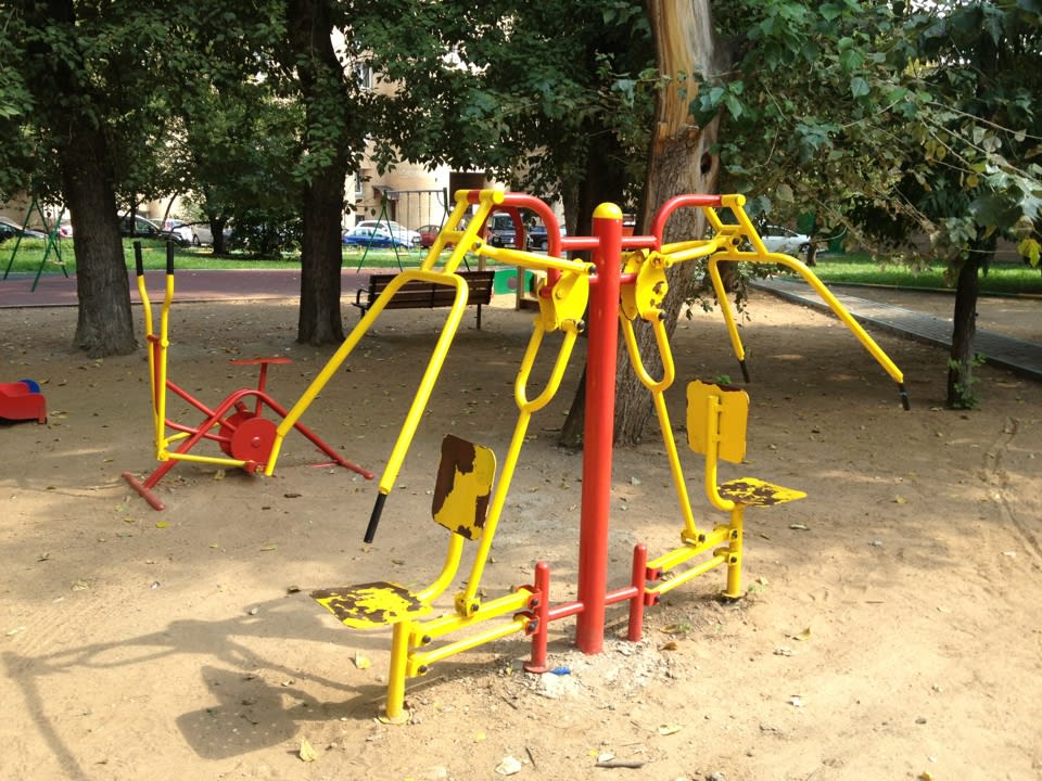 Wall Bars at Calisthenics Park at Скаковая улица, Москва – photo 4 of 10