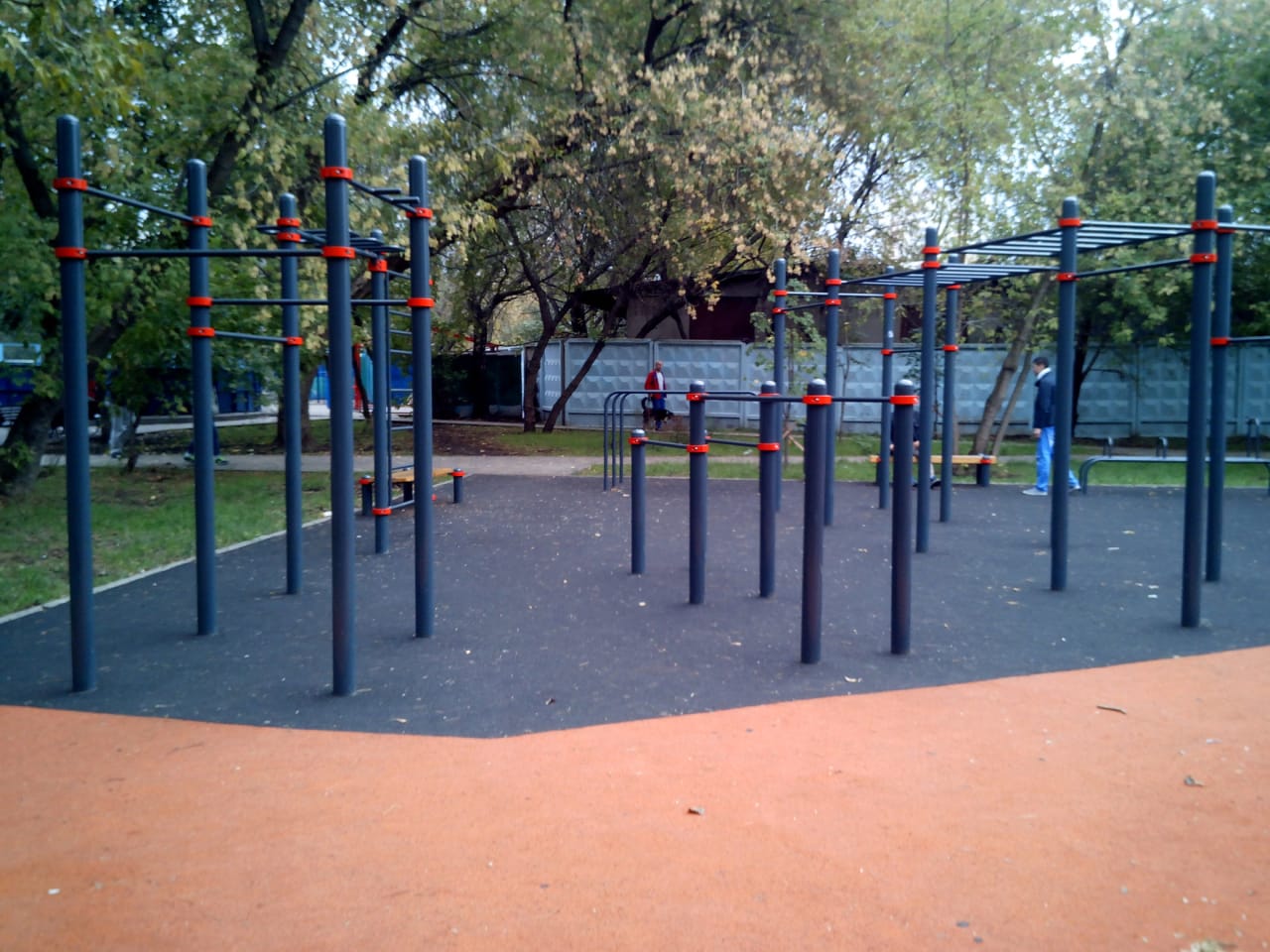 Parallel Gym Bars at Calisthenics Park at Путейская улица, Москва – photo 2 of 5