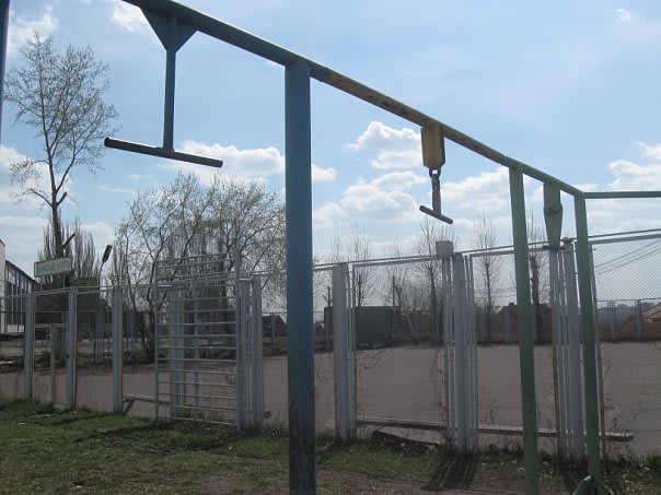Barren bei Calisthenics Park at Ледовый дворец, Омск – Foto 2 von 9