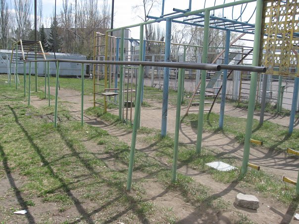 Klimmzugstange bei Calisthenics Park at Ледовый дворец, Омск – Foto 6 von 9