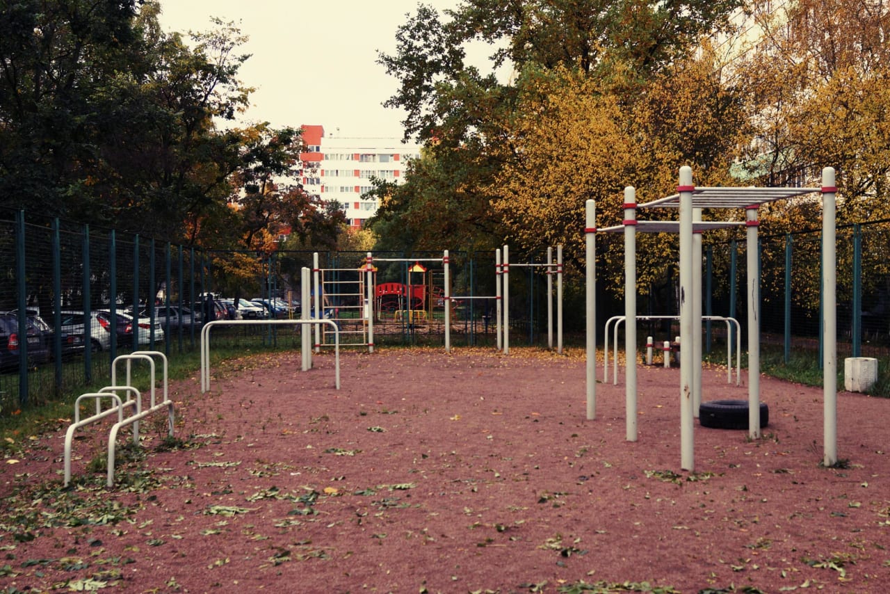 Parallel Gym Bars at Calisthenics Park at улица Стойкости, Санкт-Петербург – photo 2 of 4