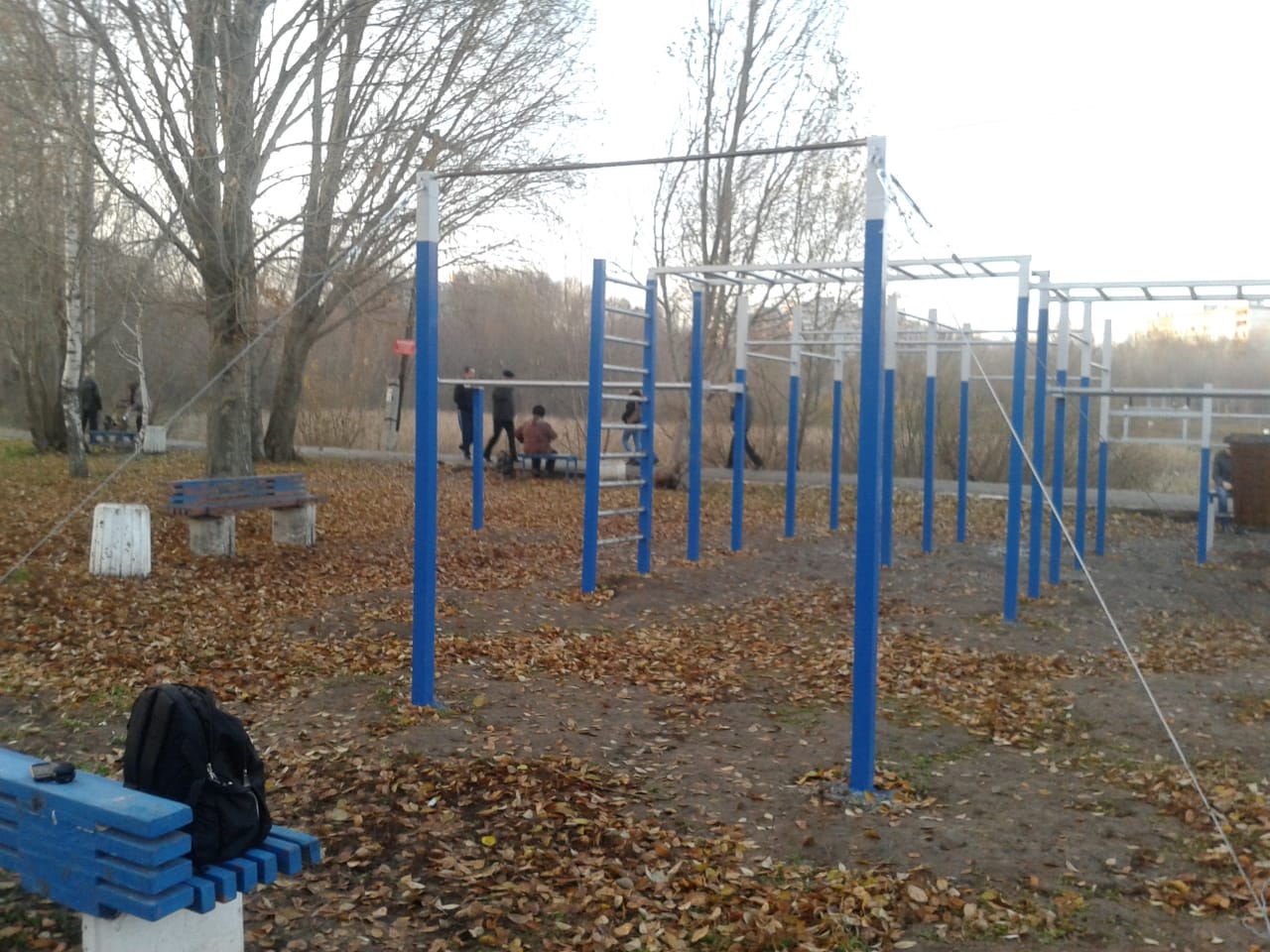 Klimmzugstange bei Calisthenics Park at Воронежская улица, Самара #wp2215 – Foto 1 von 4
