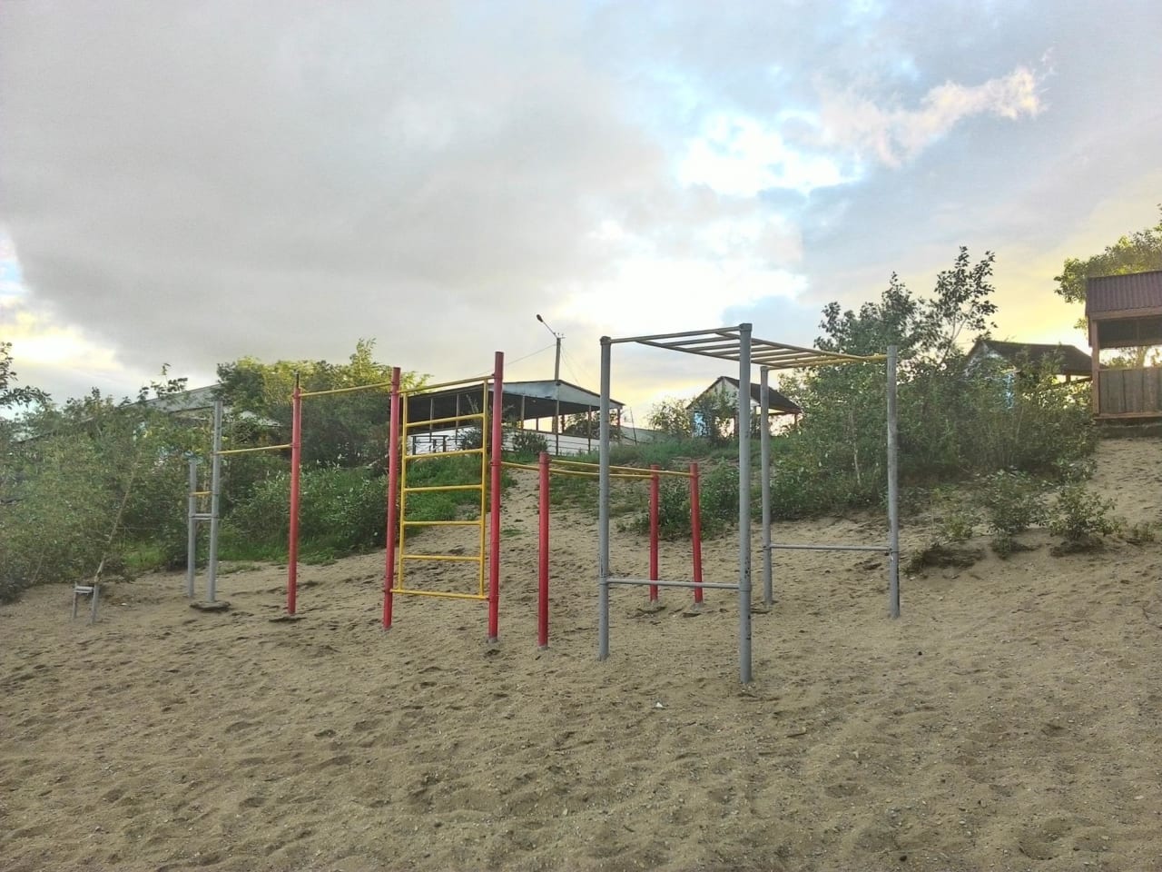 Klimmzugstange bei Outdoor Gym in Железнодорожный район, Чита – Foto 1 von 1