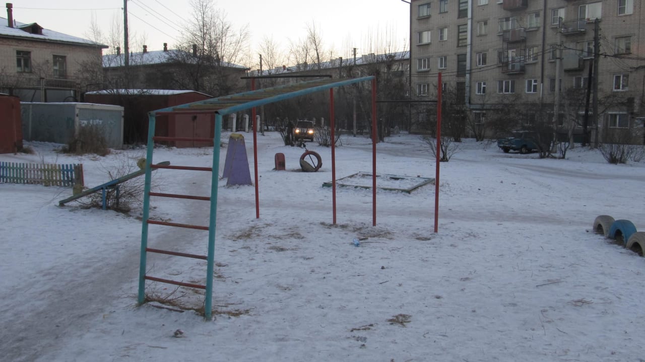 Klimmzugstange bei Calisthenics Park at Новобульварная улица, Чита – Foto 1 von 3