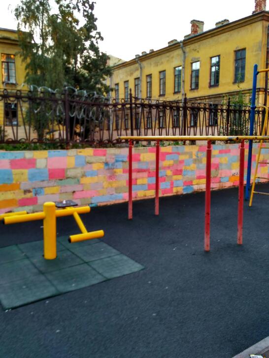 Wall Bars at Calisthenics Park at 2-3-я линии В.О., Санкт-Петербург – photo 3 of 4