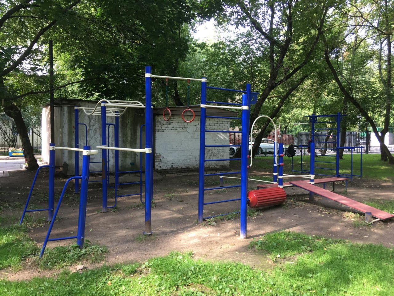 Parallel Gym Bars at Calisthenics Park at Николоямский переулок, Москва – photo 3 of 3