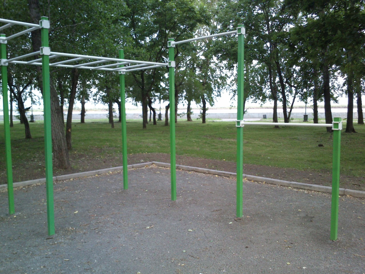 Hangelstange bei Outdoor Gym in Казачка, Хабаровск – Foto 8 von 8
