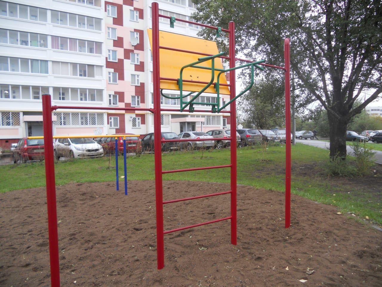 Turnringe bei Outdoor Gym in ЗЯБ, Набережные Челны #wp2244 – Foto 5 von 7