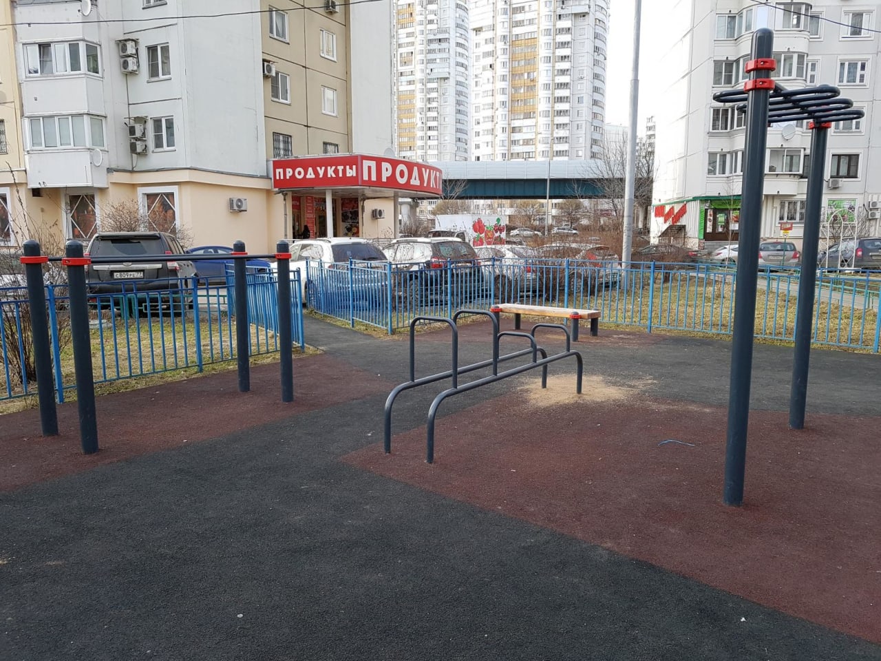 Wall Bars at Calisthenics Park at Скобелевская улица, Москва – photo 3 of 4