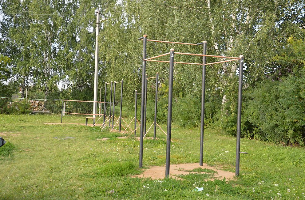 Barren bei Outdoor Gym #wp2255 in Орда – Foto 2 von 4