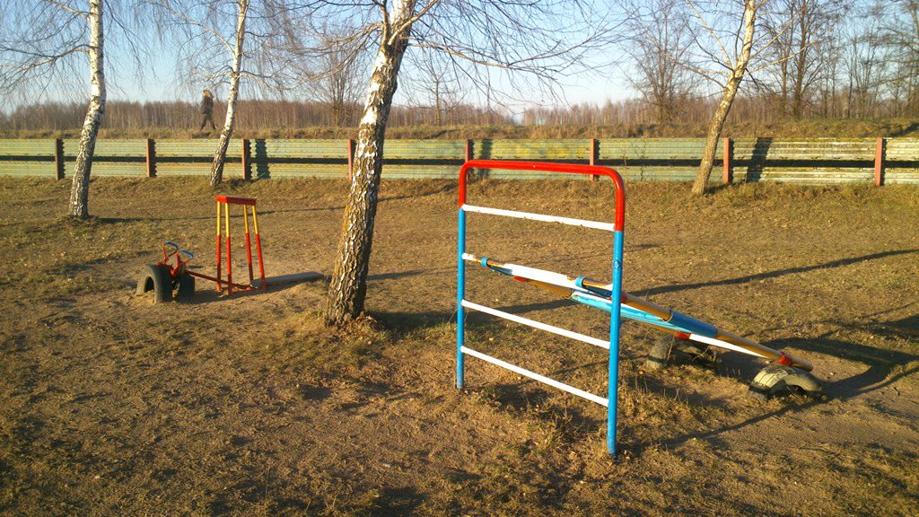 Barre de traction à Calisthenics Park at Паўночны, Бяроза – photo 1 sur 5