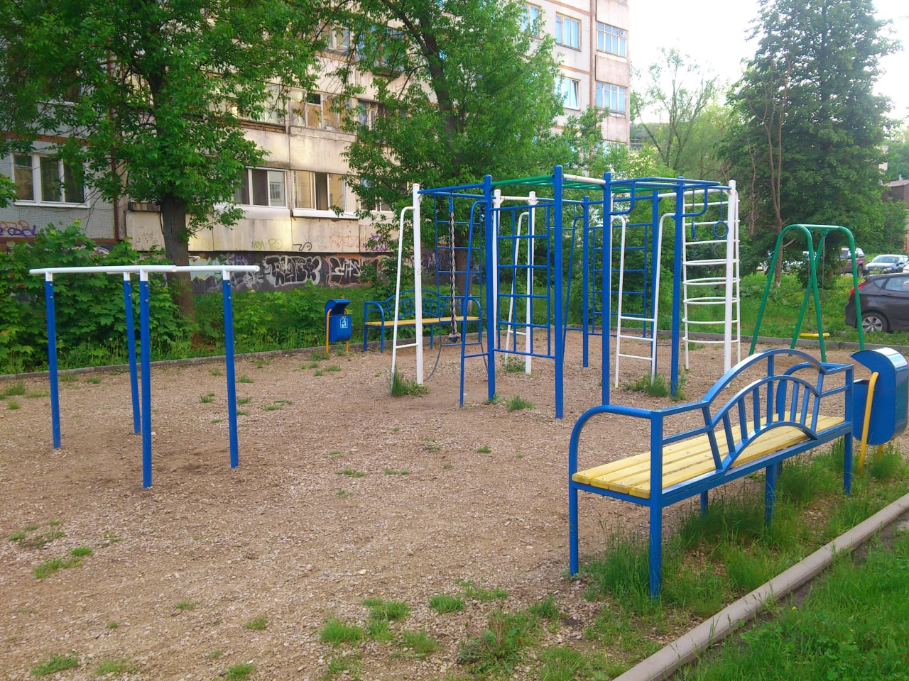Klimmzugstange bei Calisthenics Park at улица Мезенцева, Тула – Foto 1 von 3
