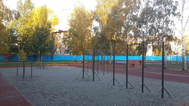 Klimmzugstange bei Calisthenics Park at Красноармейский проспект, Барнаул – Foto 1 von 3
