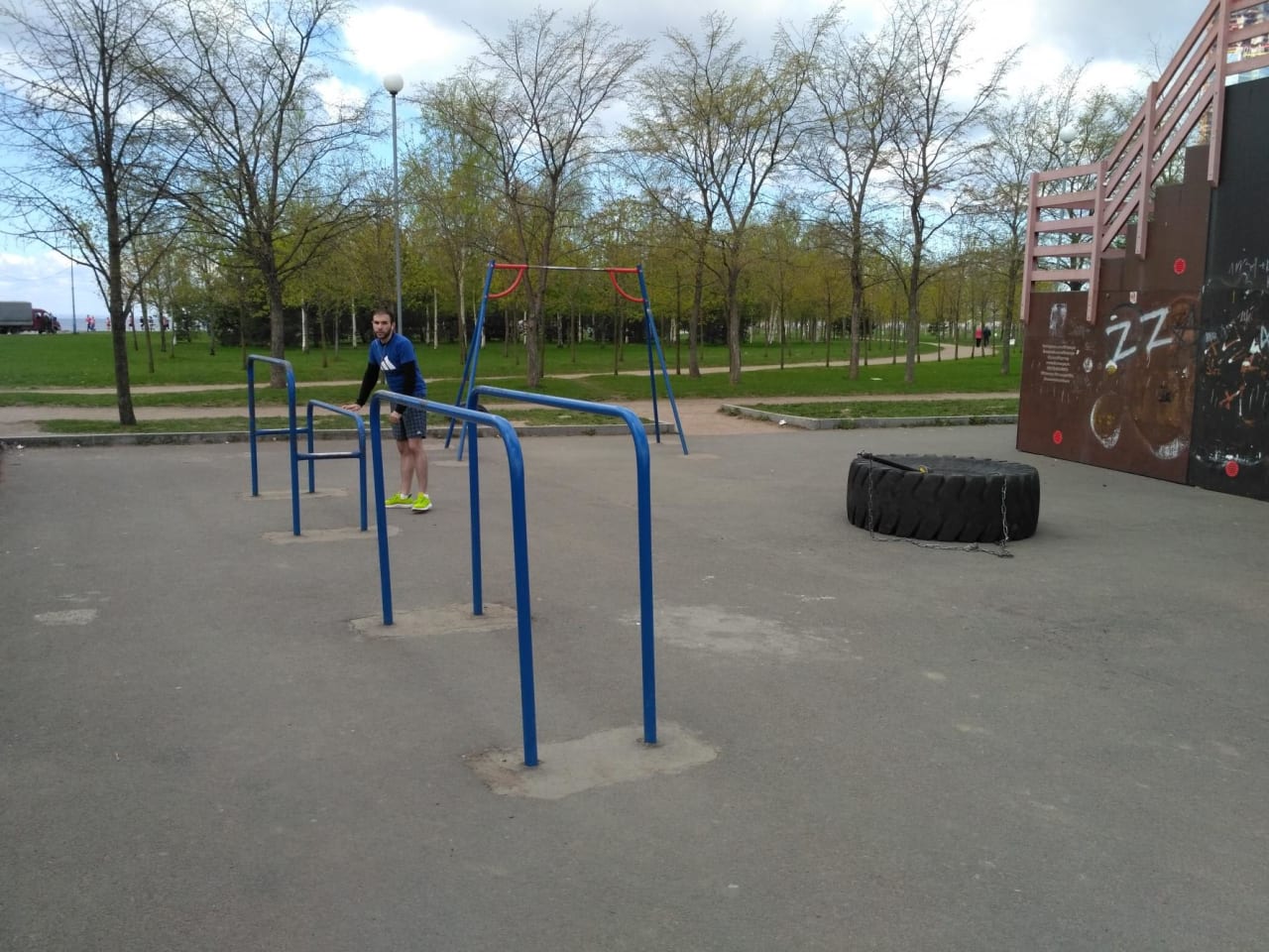 Pull Up Bar at Calisthenics Park at Приморский проспект, Санкт-Петербург #wp2275 – photo 1 of 1