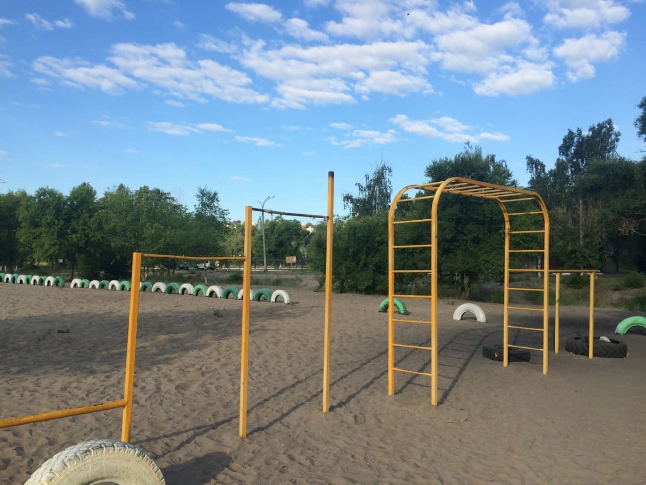 Klimmzugstange bei Calisthenics Park at Адмиралтейская площадь, Воронеж – Foto 1 von 1