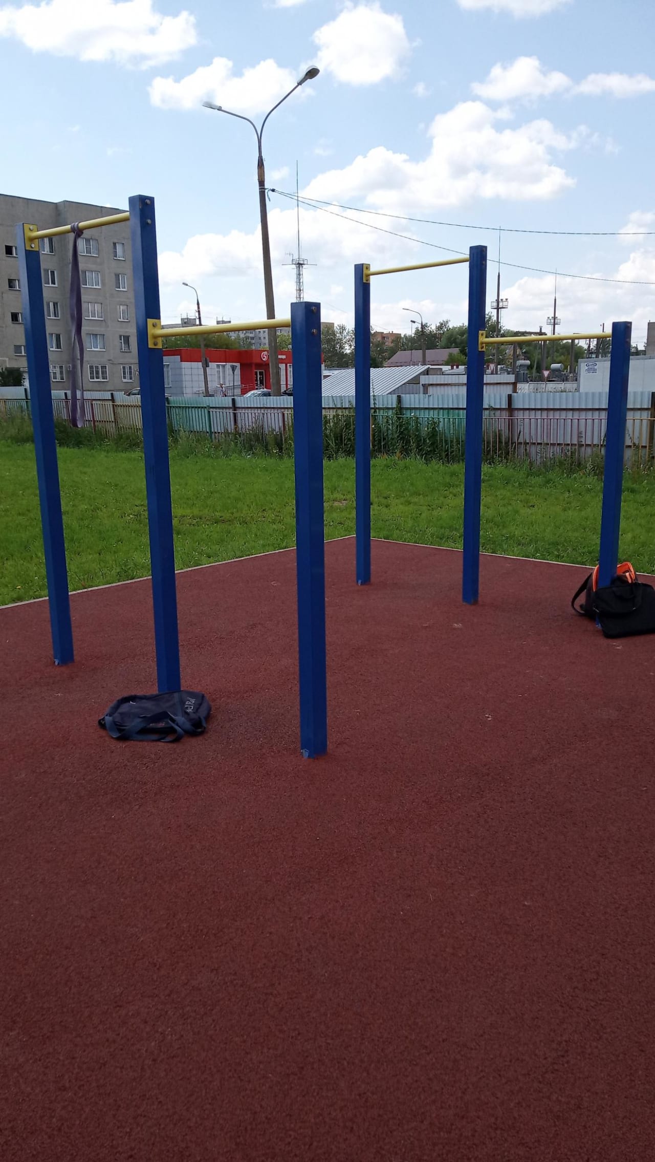 Barren bei Calisthenics Park at Спортивная улица, Егорьевск #wp2320 – Foto 8 von 9
