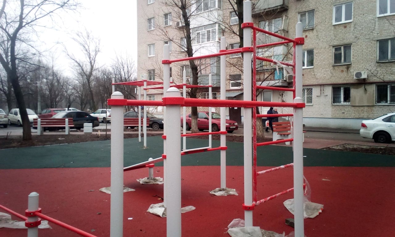 Pull Up Bar at Calisthenics Park at проспект Стачки, Ростов-на-Дону – photo 1 of 4
