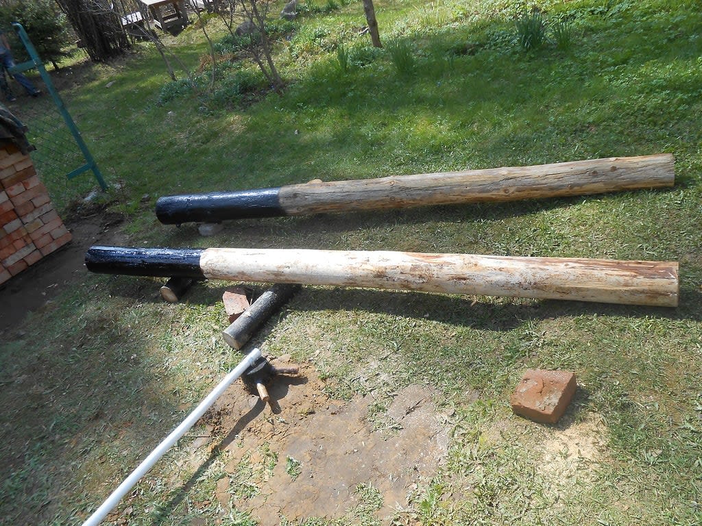 Maniglie per piegamenti presso Calisthenics Park at А-181, Токсовское городское поселение – foto 3 di 4