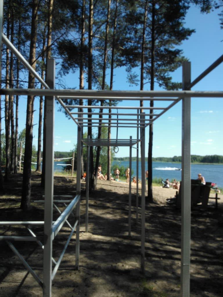 Barren bei Calisthenics Park at 78Н-0941, Ярославль – Foto 2 von 3