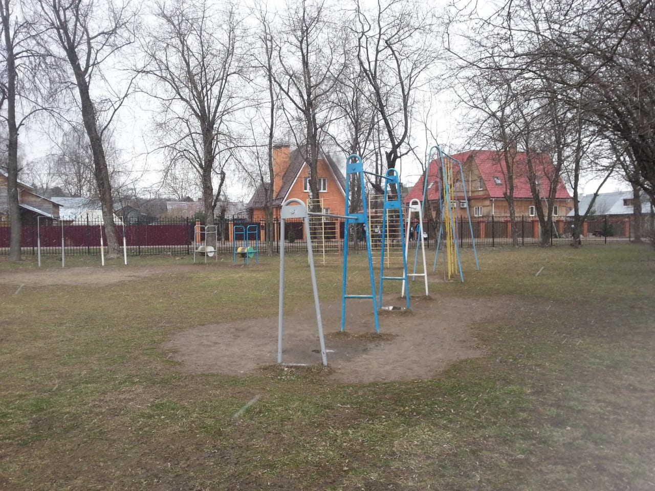 Sprossenwand bei Calisthenics Park at улица Советской Конституции, Ногинск – Foto 4 von 5
