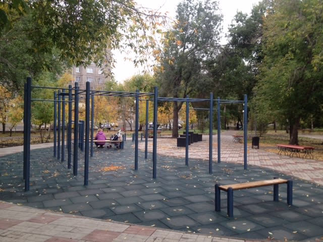 Barren bei Calisthenics Park at улица Завенягина, Магнитогорск – Foto 2 von 2