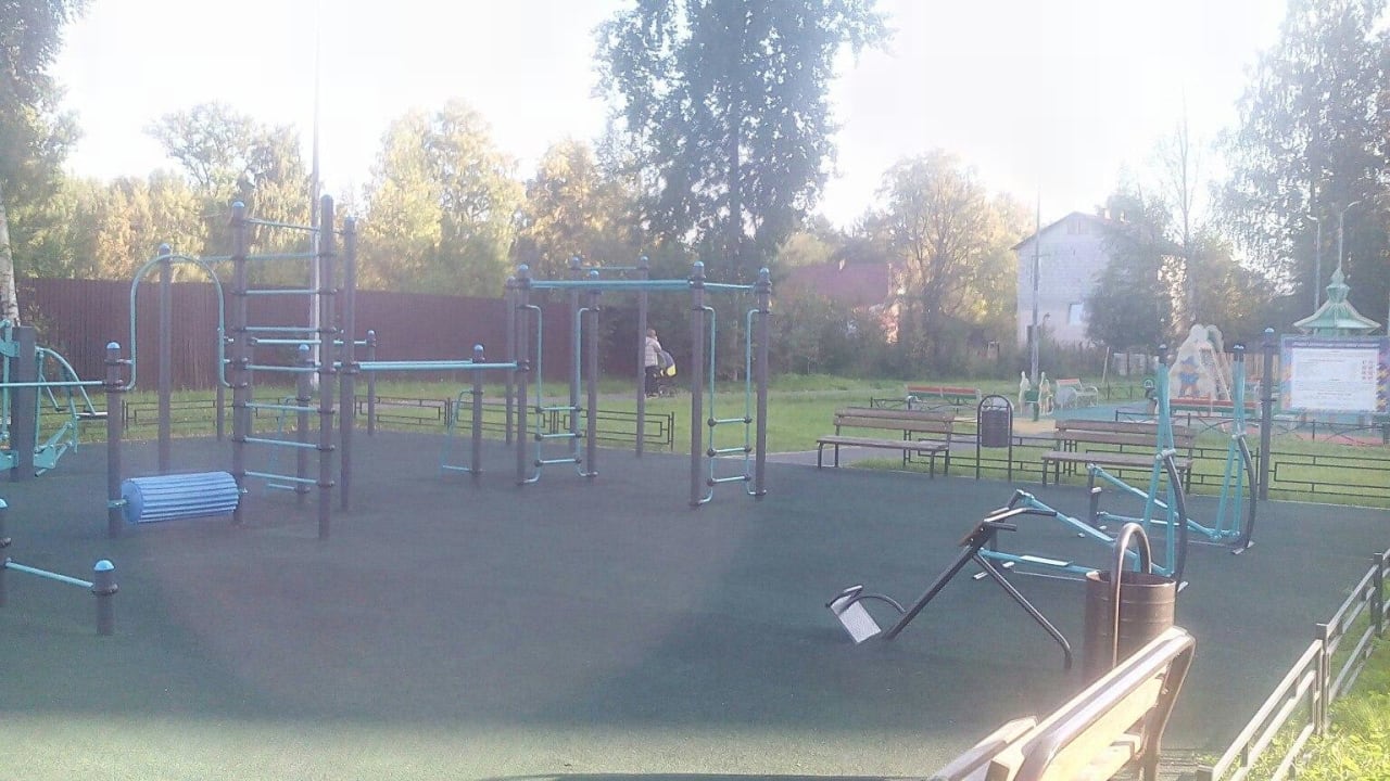 Рукохід на майданчику Calisthenics Park at Муринская дорога, Санкт-Петербург #wp2379 – фото 3 з 3