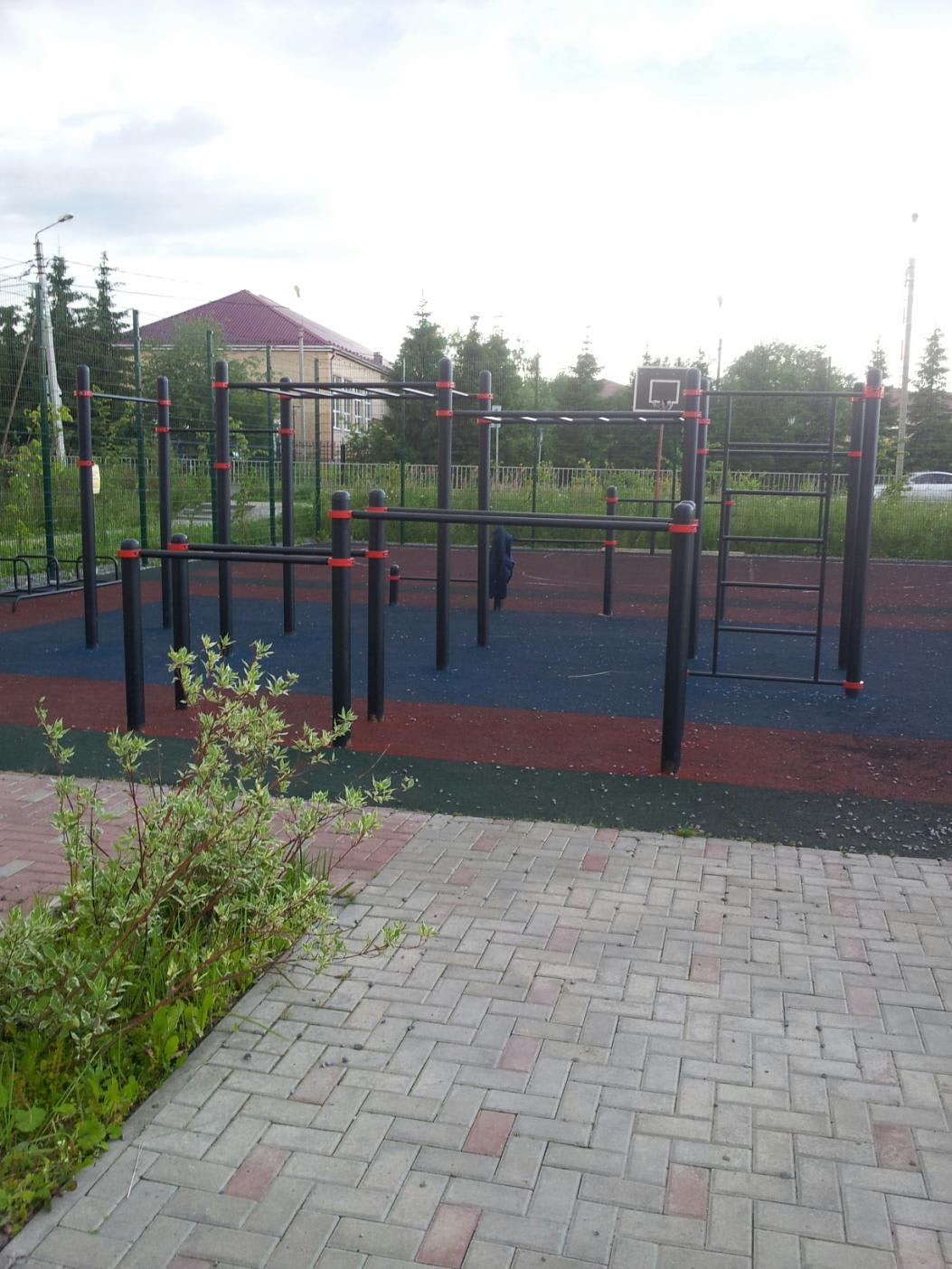 Klimmzugstange bei Calisthenics Park at Пограничная улица, Сергиев Посад – Foto 1 von 3