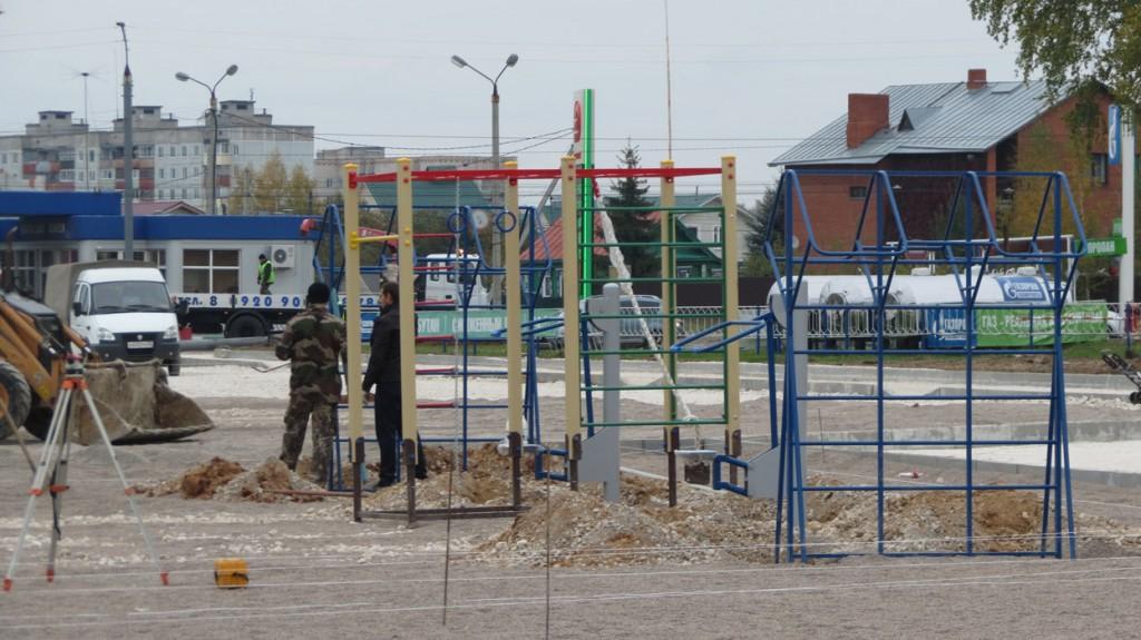 Barren bei Calisthenics Park at Спортивный центр Ковровец, Ковров – Foto 2 von 2