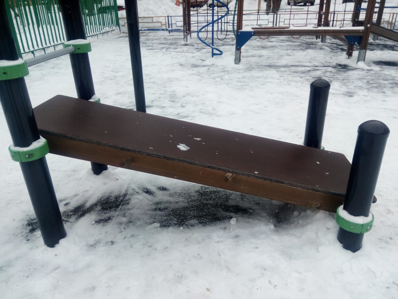 Abs Bench at Calisthenics Park at Ольховская улица, Москва – photo 4 of 6