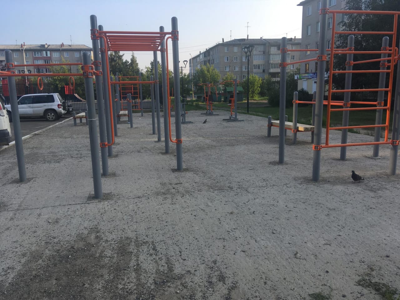 Bară de tracțiuni la Outdoor Gym in Ленинградский микрорайон, Саянск – fotografia 1 din 5