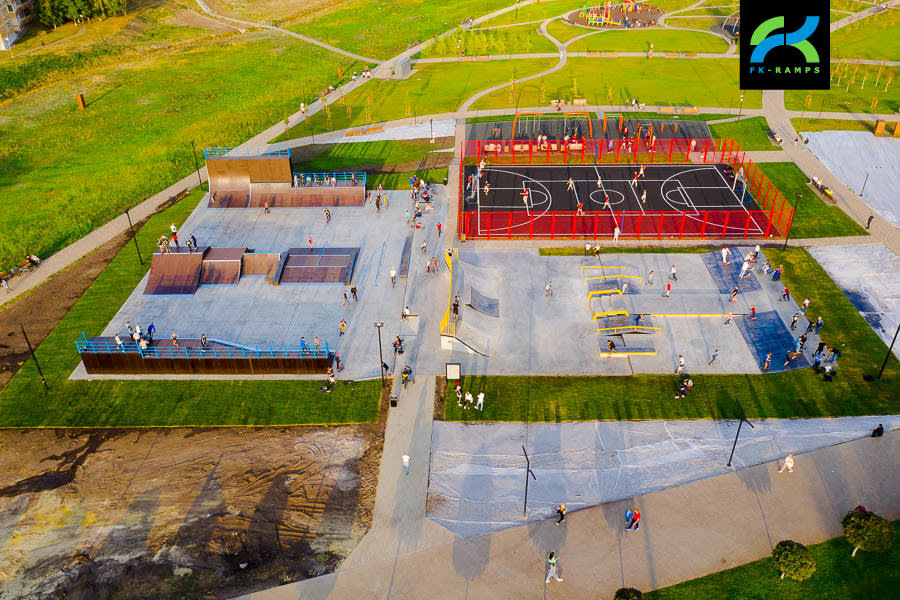 Barren bei Calisthenics Park at Спортивная площадка, Старый Оскол – Foto 2 von 7