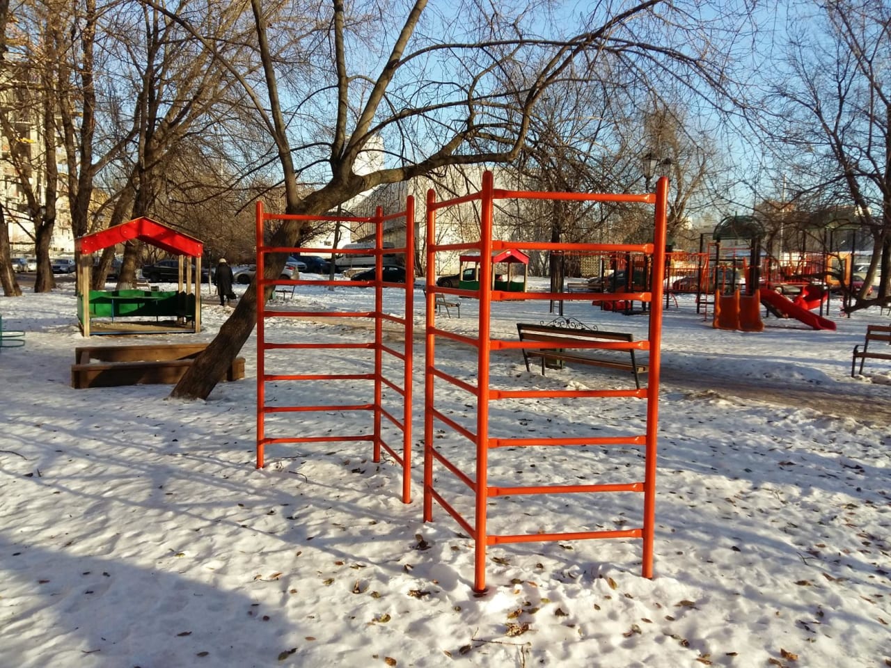 Wall Bars at Calisthenics Park at улица Самеда Вургуна, Москва – photo 3 of 3