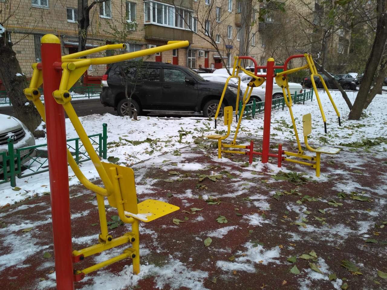 Wall Bars at Calisthenics Park at Малый Песчаный переулок, Москва – photo 4 of 7