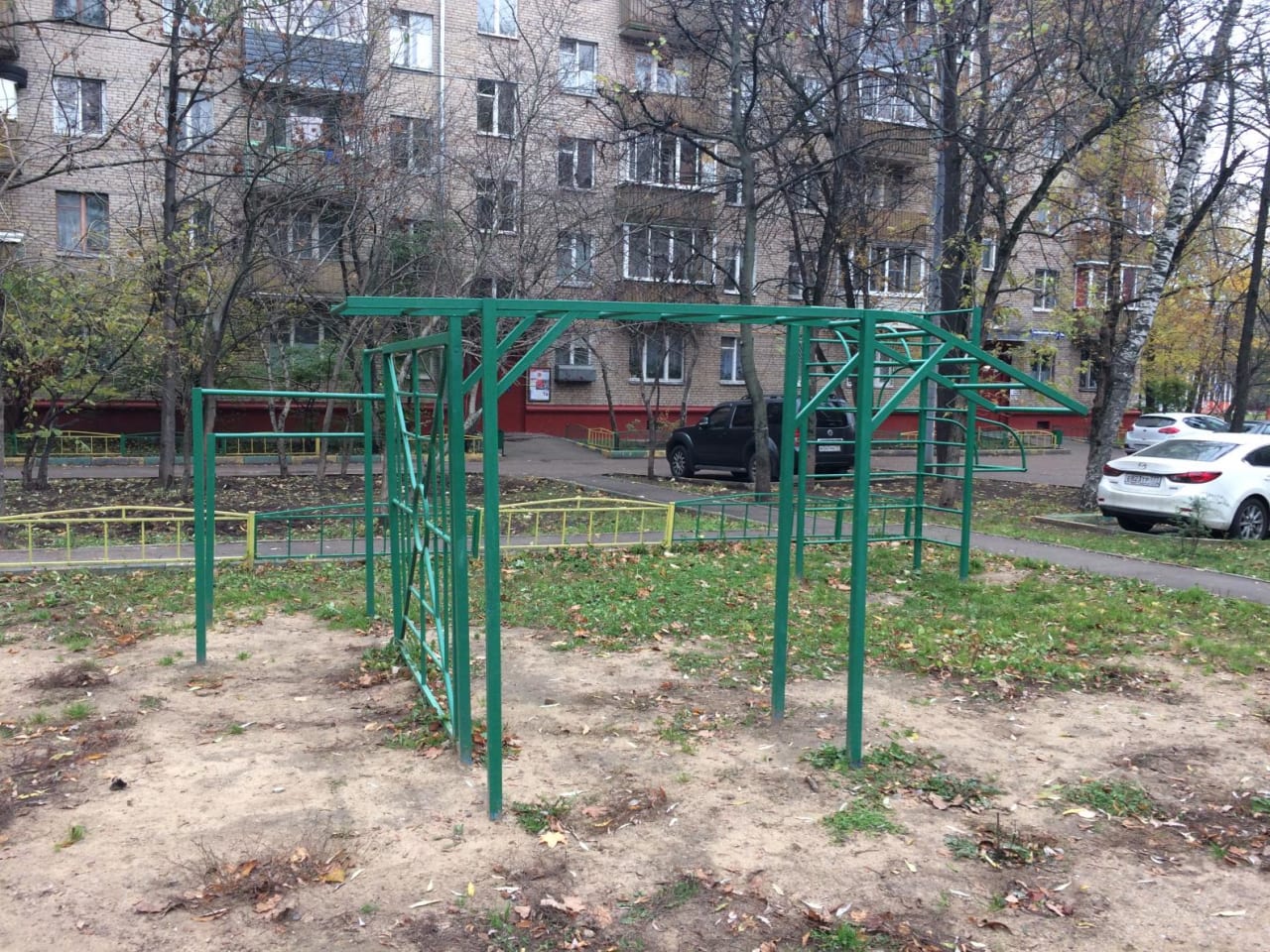 Wall Bars at Calisthenics Park at Коптевский бульвар, Москва #wp2737 – photo 3 of 4