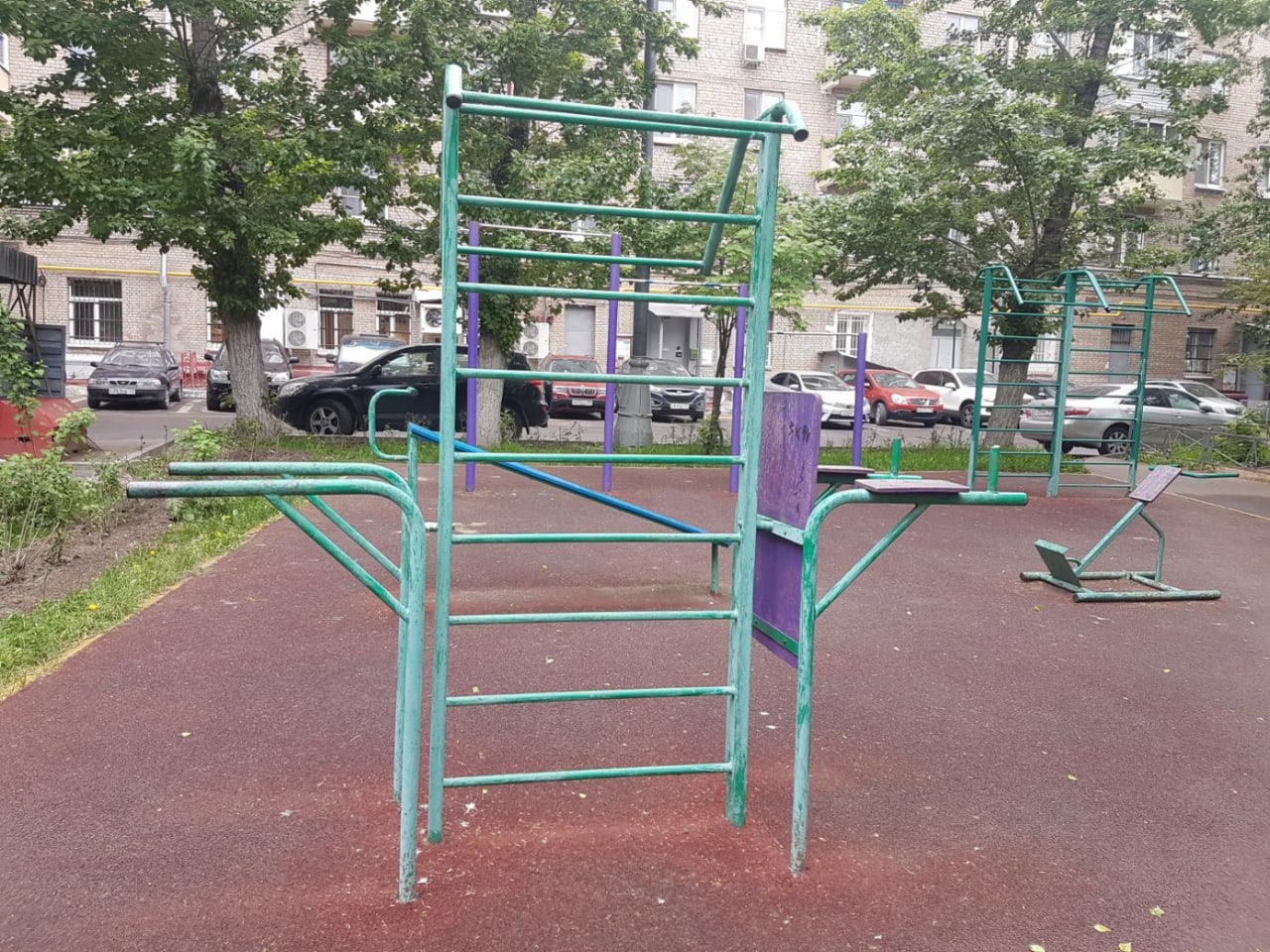 Скамья для пресса на площадке Calisthenics Park at улица Вавилова, Москва #wp2772 – фото 3 из 3