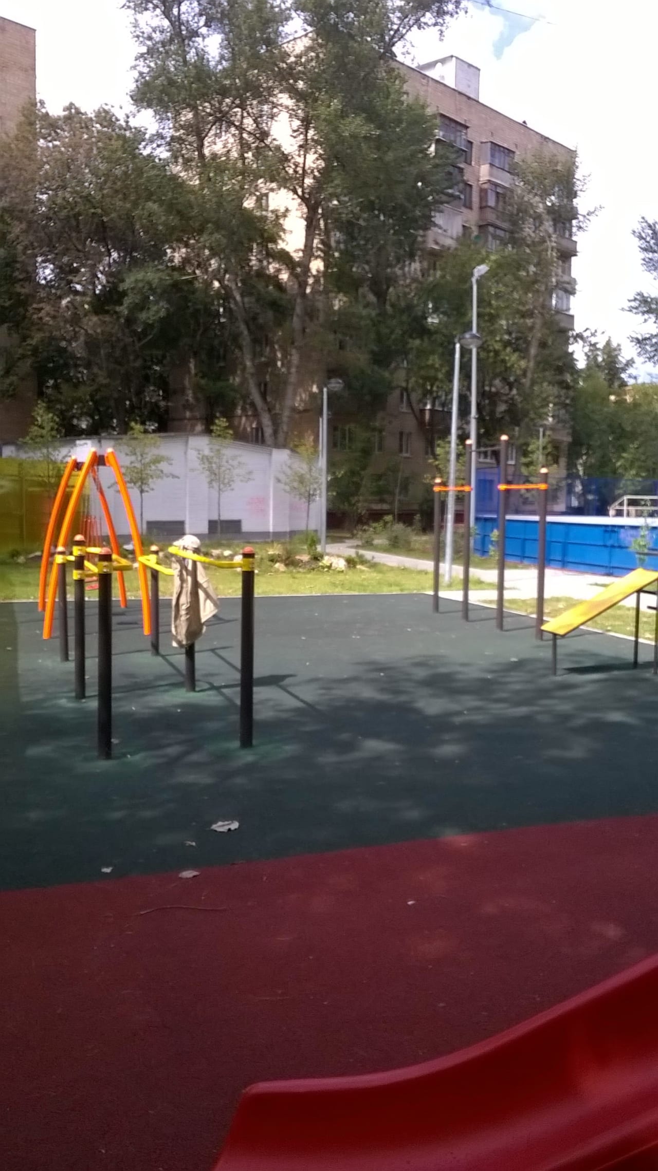 Pull Up Bar at Calisthenics Park at Вспольный переулок, Москва – photo 1 of 1