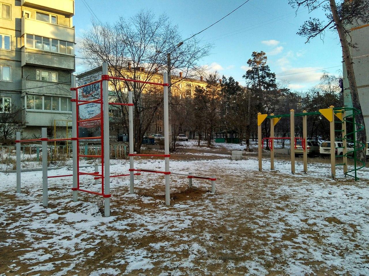 Klimmzugstange bei Outdoor Gym in Центральный район, Чита #wp2801 – Foto 1 von 6